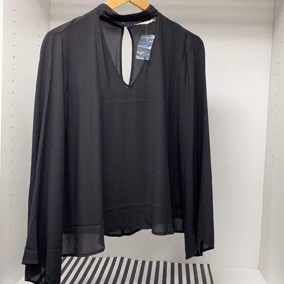 Stitch Fix Lush Black Blouse Size Small NWT - Picture 1 of 3